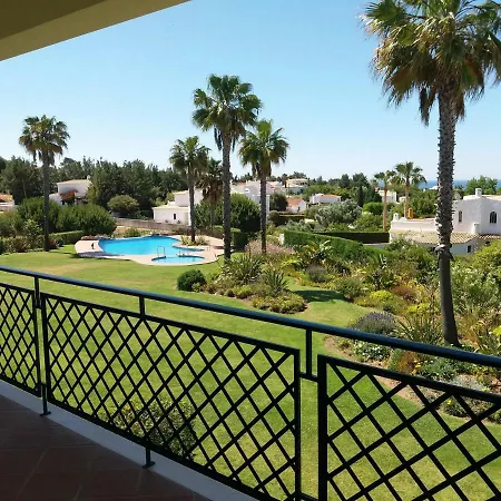 דירה Coelha - Pool - Free Wi-fi - Air Con *