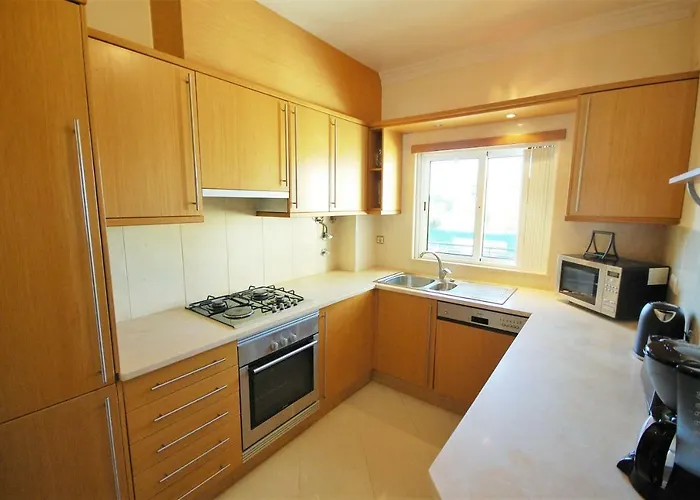 Apartman Coelha - Pool - Free Wi-fi - Air Con