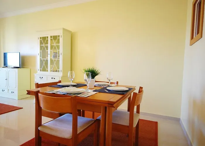 Apartman Coelha - Pool - Free Wi-fi - Air Con *