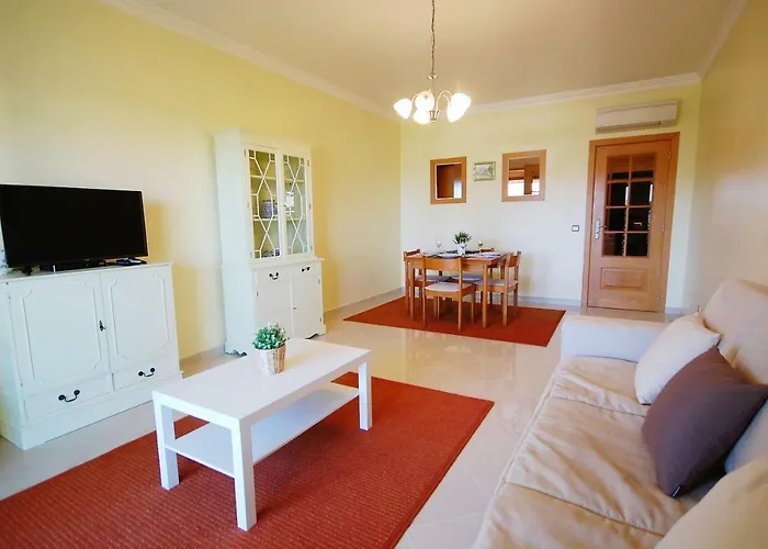 Apartman Coelha - Pool - Free Wi-fi - Air Con