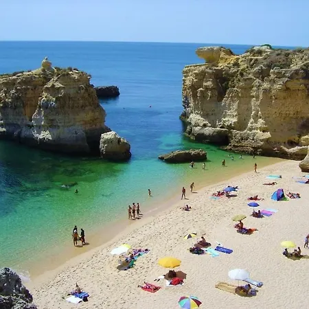 Apartment Coelha - Pool - Free Wi-fi - Air Con